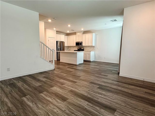 7360 Decatur Boulevard 3, North Las Vegas, NV 89084