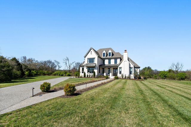 1003 Sinatra Drive, Nolensville, TN 37135