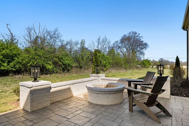 1003 Sinatra Drive, Nolensville, TN 37135