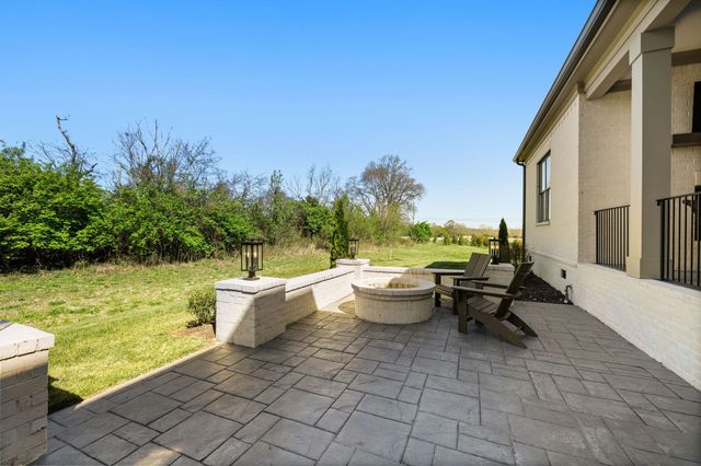 1003 Sinatra Drive, Nolensville, TN 37135