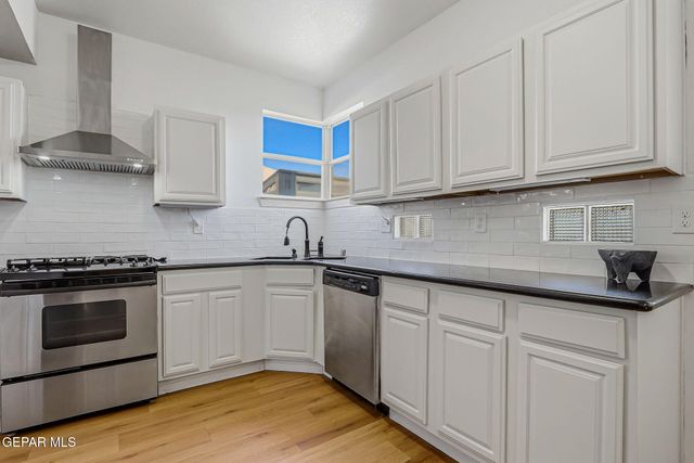 12513 SUN EMPRESS Drive, El Paso, TX 79938