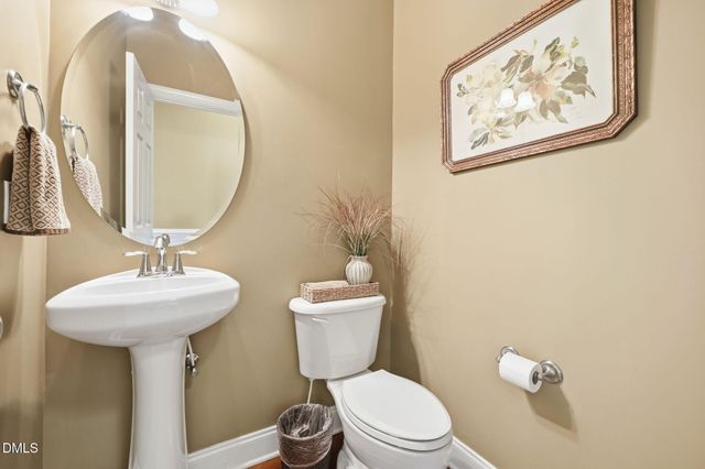 616 Lake Artesia Lane, Fuquay Varina, NC 27526