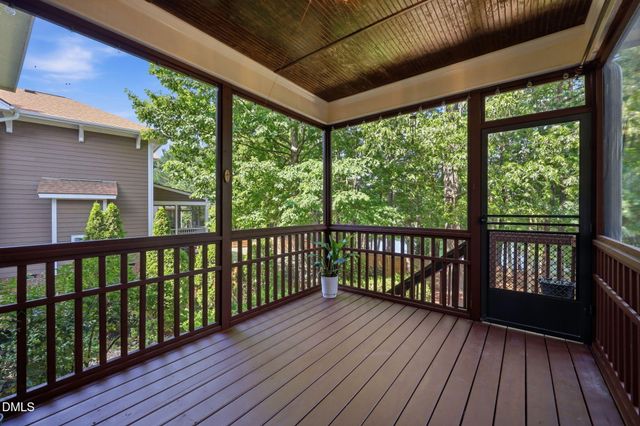 616 Lake Artesia Lane, Fuquay Varina, NC 27526
