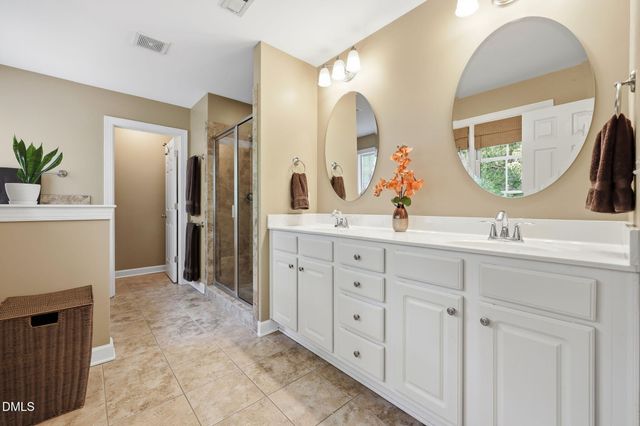 616 Lake Artesia Lane, Fuquay Varina, NC 27526