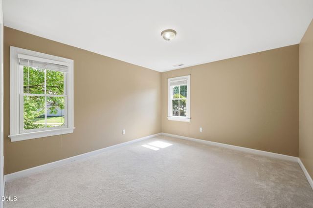 616 Lake Artesia Lane, Fuquay Varina, NC 27526