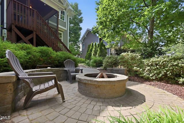 616 Lake Artesia Lane, Fuquay Varina, NC 27526