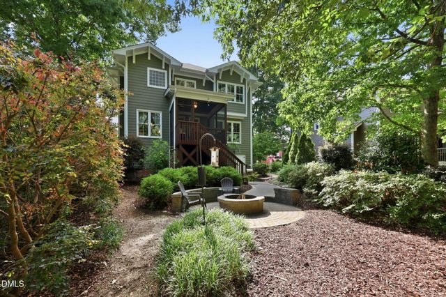 616 Lake Artesia Lane, Fuquay Varina, NC 27526