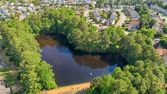 616 Lake Artesia Lane, Fuquay Varina, NC 27526