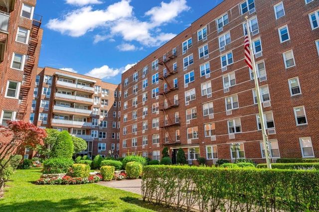 9201 Shore Road C703, New York City, NY 11209