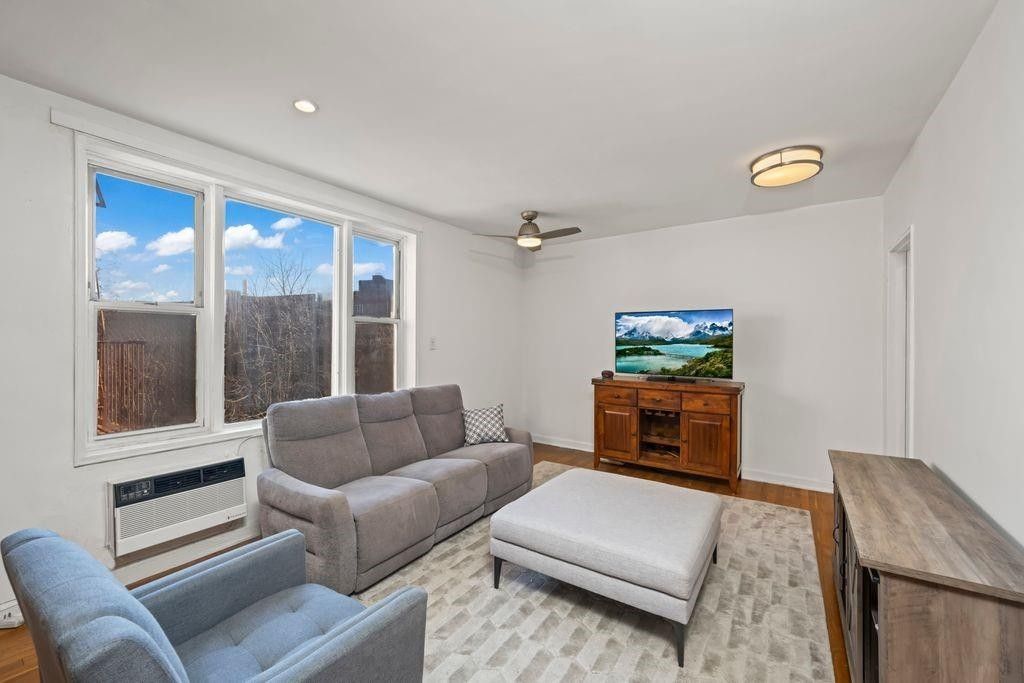 9201 Shore Road C703, New York City, NY 11209