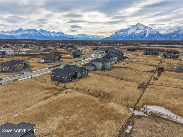 6800 E Gateway Drive, Wasilla, AK 99654