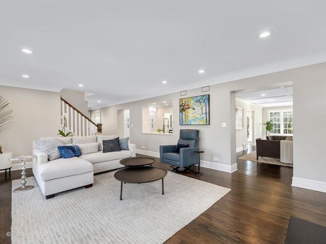 411 Birchwood Road, Hinsdale, IL 60521