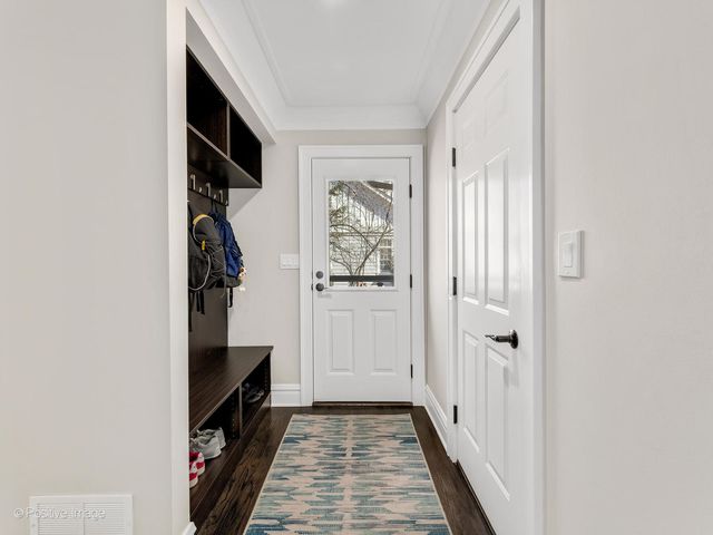 411 Birchwood Road, Hinsdale, IL 60521