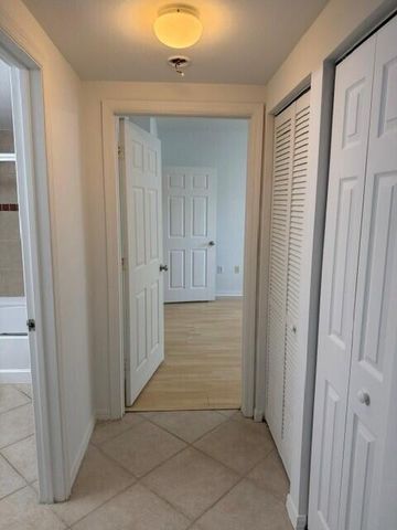 6410 Emerald Dunes Drive 206, West Palm Beach, FL 33411