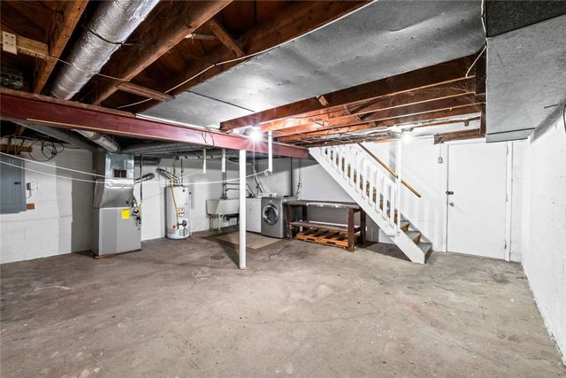 113 Penn Vista Dr, Penn Hills, PA 15235