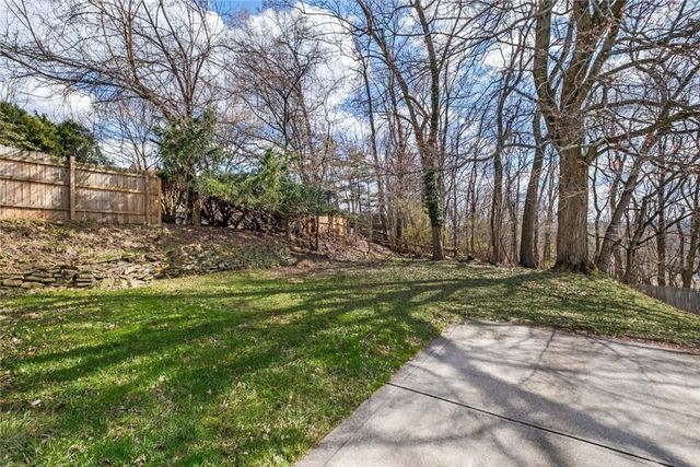 113 Penn Vista Dr, Penn Hills, PA 15235