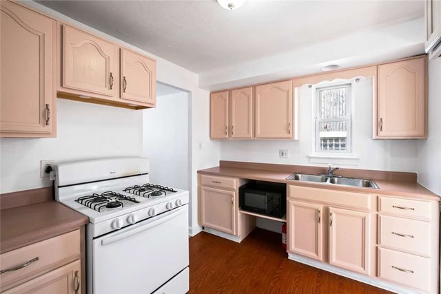 113 Penn Vista Dr, Penn Hills, PA 15235