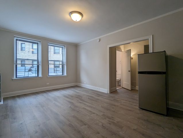 3335 W Diversey Avenue 130, Chicago, IL 60647