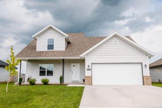 887 South Parkside Circle, Nixa, MO 65714