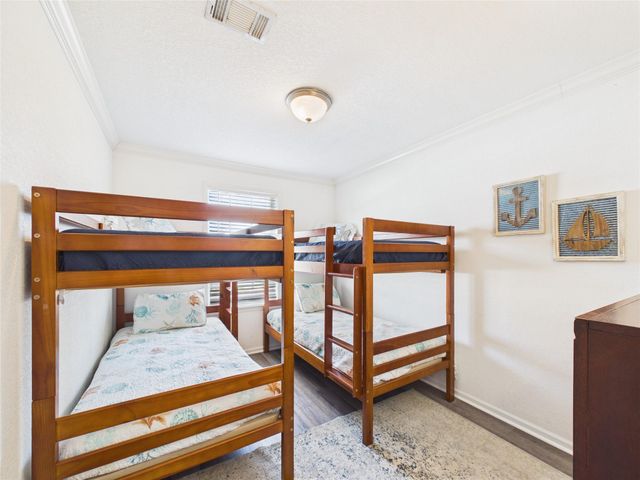 905 Meynig Drive, Crystal Beach, TX 77650