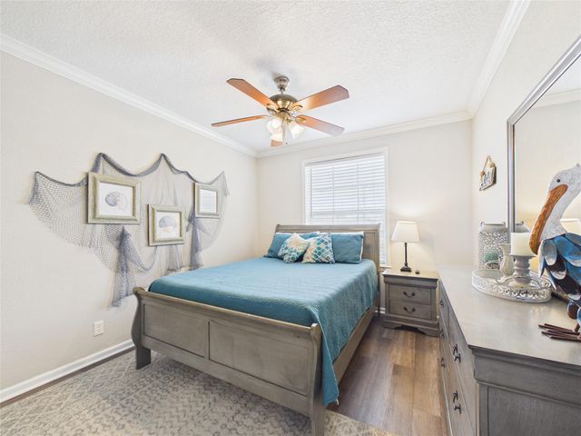 905 Meynig Drive, Crystal Beach, TX 77650
