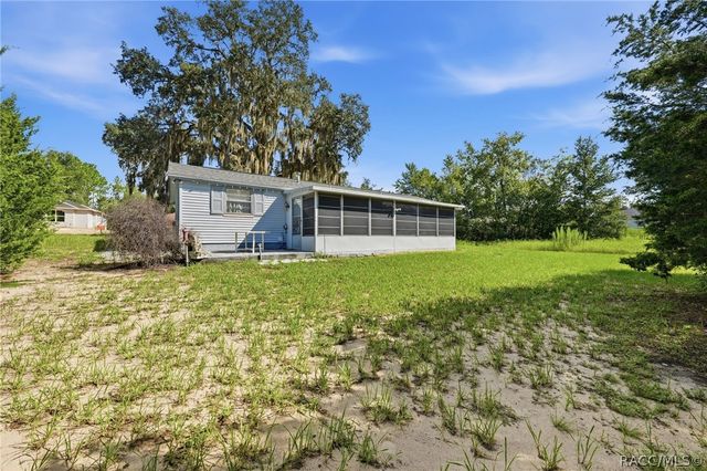 2360 W Eric Drive, Citrus Springs, FL 34434