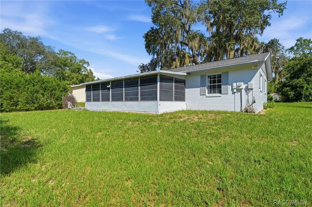 2360 W Eric Drive, Citrus Springs, FL 34434