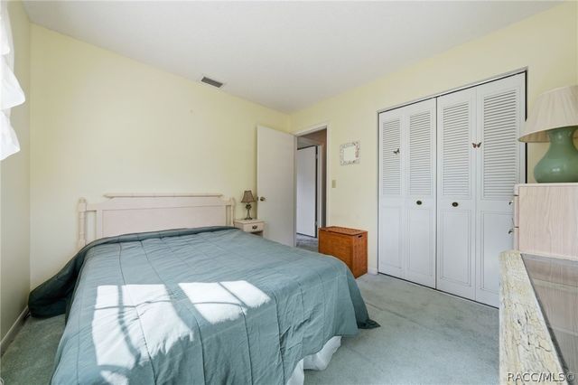 2360 W Eric Drive, Citrus Springs, FL 34434