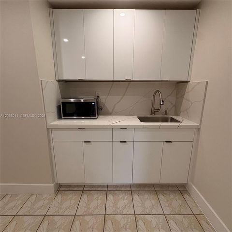 5005 SW 111th Avenue 1, Miami, FL 33165