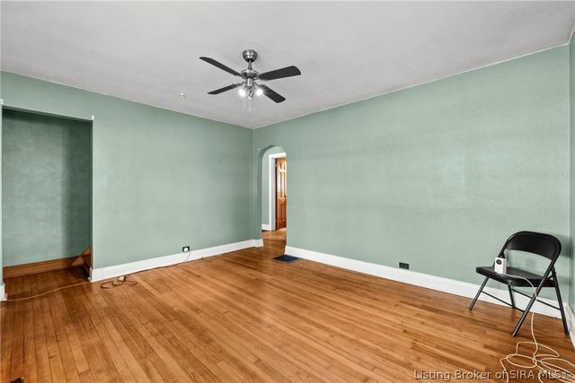907 Allison Lane, Jeffersonville, IN 47130