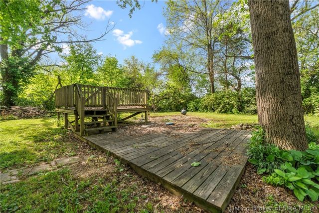 907 Allison Lane, Jeffersonville, IN 47130