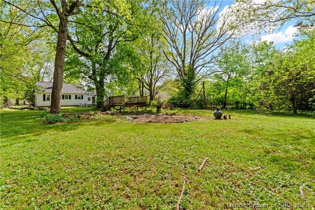 907 Allison Lane, Jeffersonville, IN 47130