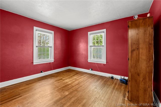 907 Allison Lane, Jeffersonville, IN 47130