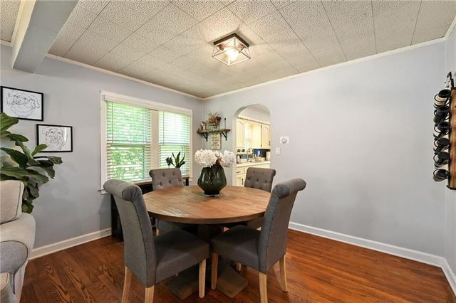 7709 Santa Fe Drive, Overland Park, KS 66204