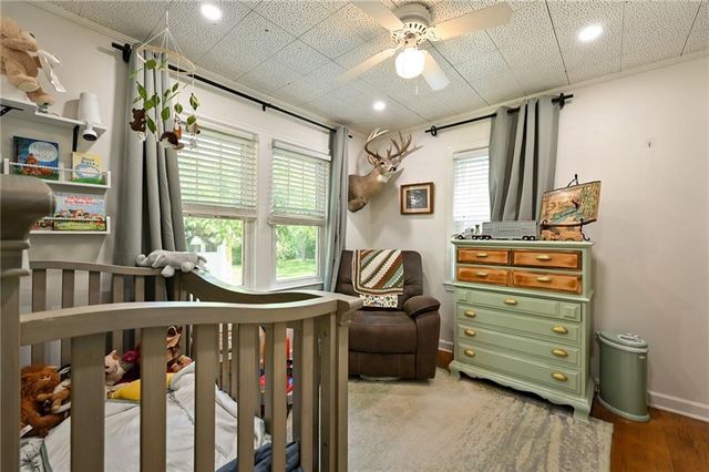 7709 Santa Fe Drive, Overland Park, KS 66204