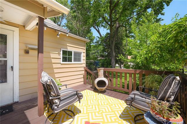 7709 Santa Fe Drive, Overland Park, KS 66204