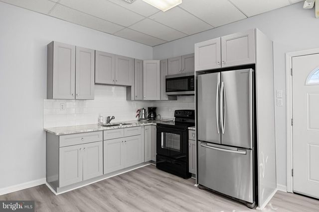 1153 MARLKRESS RD, Cherry Hill, NJ 08003