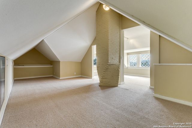 305 W ASHBY PL, San Antonio, TX 78212