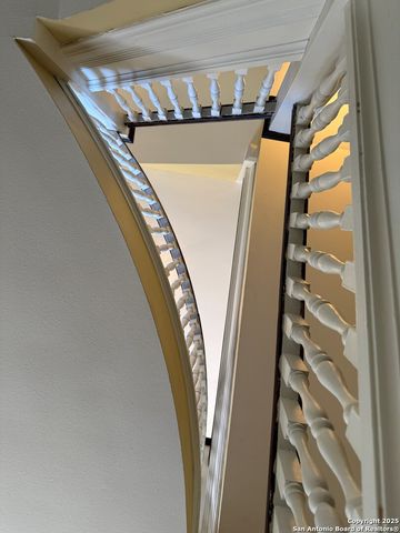 305 W ASHBY PL, San Antonio, TX 78212