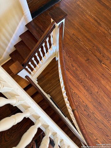 305 W ASHBY PL, San Antonio, TX 78212