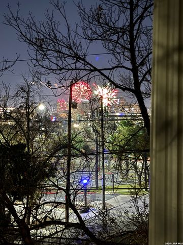 305 W ASHBY PL, San Antonio, TX 78212