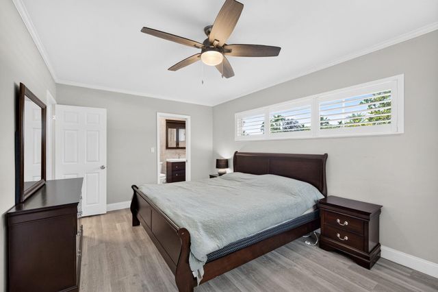 1858 NE 34TH Street, Oakland Park, FL 33306