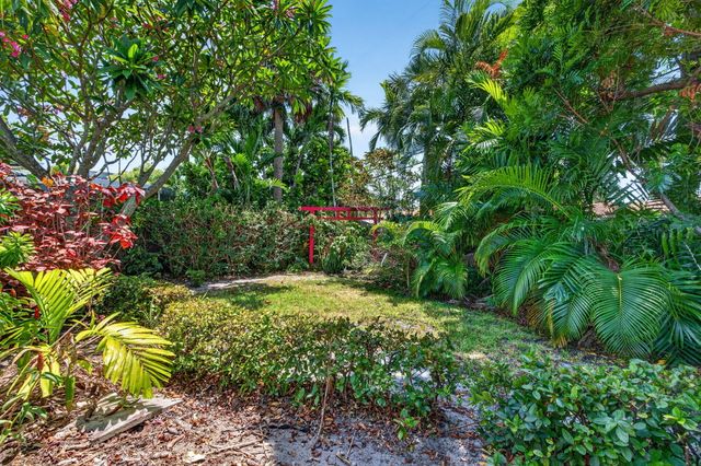 1858 NE 34TH Street, Oakland Park, FL 33306