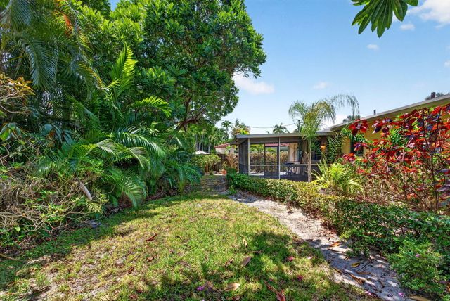 1858 NE 34TH Street, Oakland Park, FL 33306