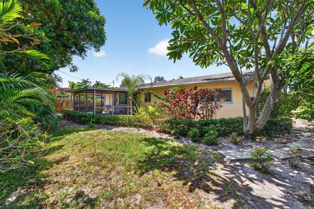 1858 NE 34TH Street, Oakland Park, FL 33306