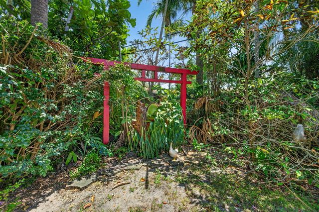 1858 NE 34TH Street, Oakland Park, FL 33306