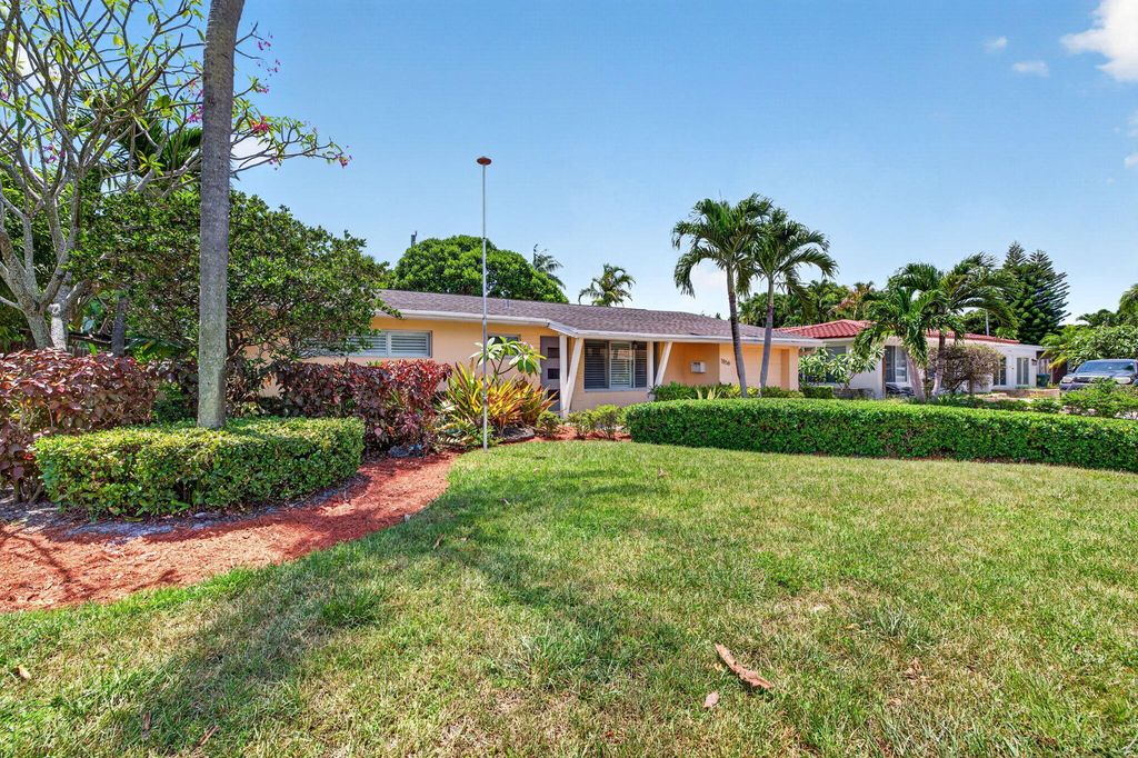 1858 NE 34TH Street, Oakland Park, FL 33306