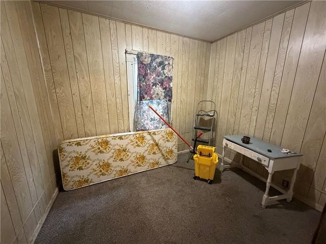 831 Reynolds Avenue, Kansas City, KS 66101