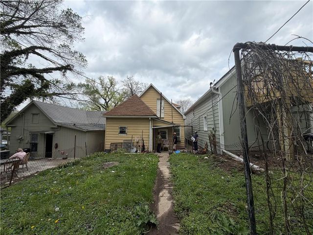 831 Reynolds Avenue, Kansas City, KS 66101