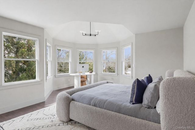 4 Glynn Drive, Shelter Island, NY 11964